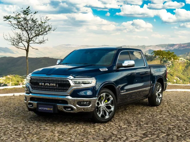 Ram 1500 Limited 5.7 CD 4X4 Aut. 2024