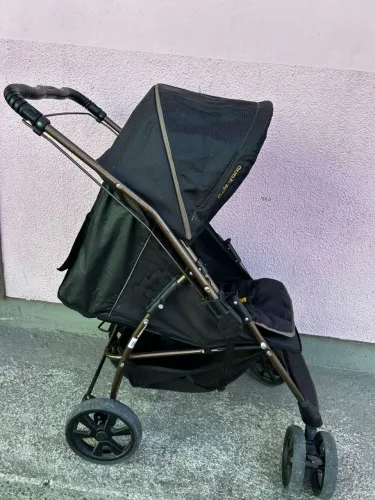 Carrinho de bebê pra vender rápido R$300,00