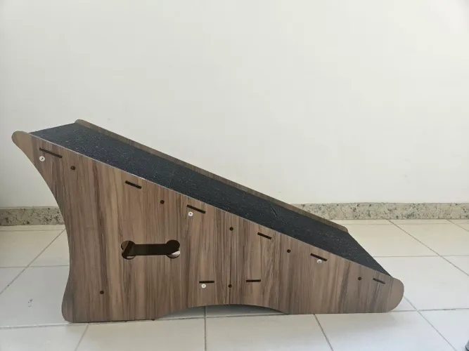 Rampa para cães e gatos subirem em sofá/cama