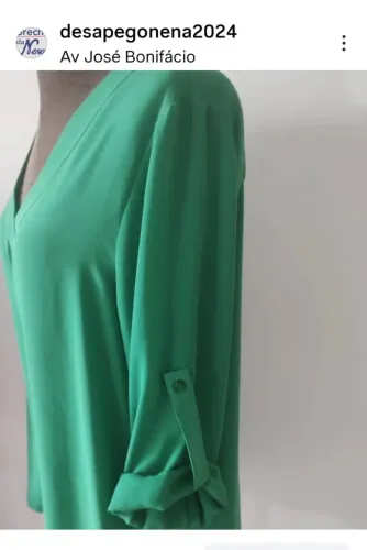 Bela blusa manga 3/4 Verde