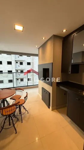 Apartamento em Rua 254, Esq. 3ª Av. - Meia Praia - Itapema/SC