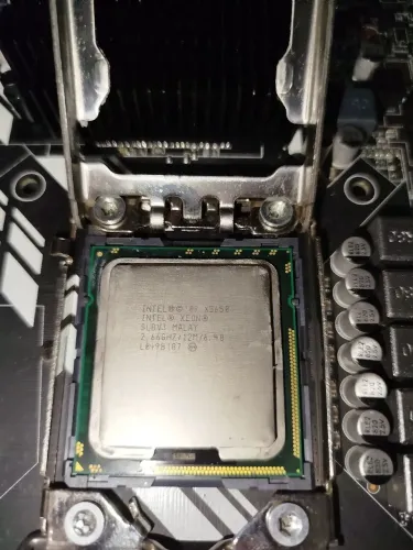 Processador Xeon X5650 sem teste 