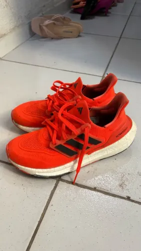 Tênis Adidas Ultraboost Número 40