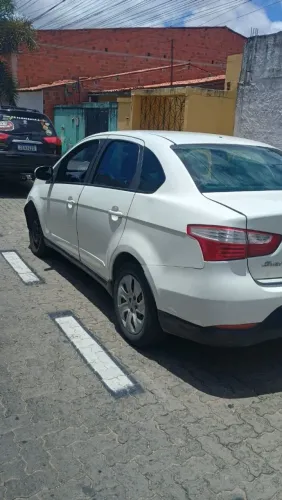 Fiat Grand Siena Attrac. 1.4 EVO F.flex 8V 2016