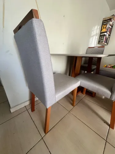 Mesa 4 Cadeiras