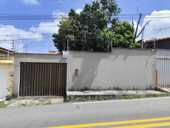 Vendo terreno nascente medindo 250m² ótima localizado no Recanto dos Nobres no Quintas do