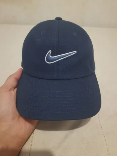 Boné NIKE CLUB swoosh unisex. #ORIGINAL#