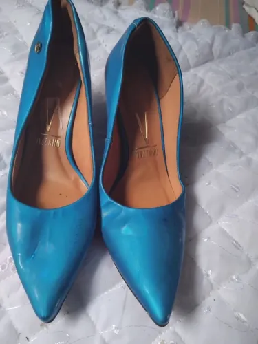 Escapam femenino azul. Brilhoso