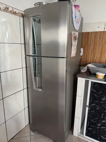 Geladeira Electrolux