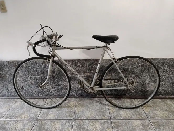 Bicicleta Caloi 10 anos 80