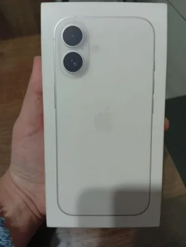 IPHONE 16