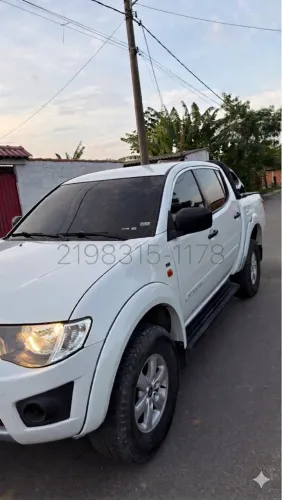Mitsubishi L200 Triton HLS 2.4 Flex 16V CD Mec. 2015