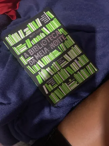 Vende-se livro ? A biblioteca da meia noite?