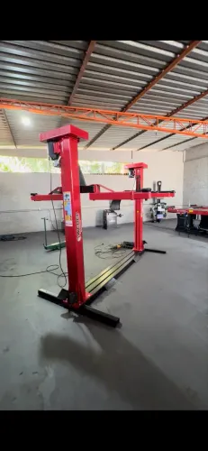 Elevador Automotivo 2,6T/ 4T