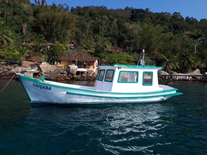 Barco de fibra