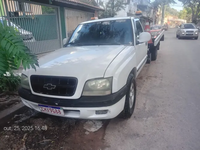 Chevrolet S10 Blazer 2.4 MPFI 8V 128cv 4P 2001