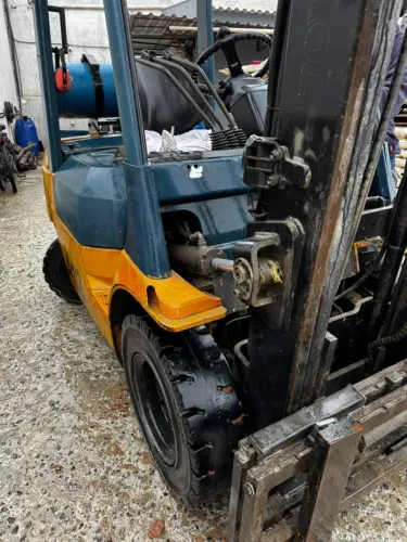 Empilhadeira Toyota