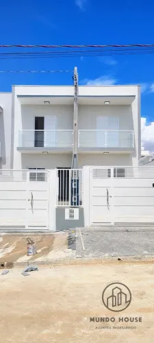 Sobrado à Venda na Vila Nova