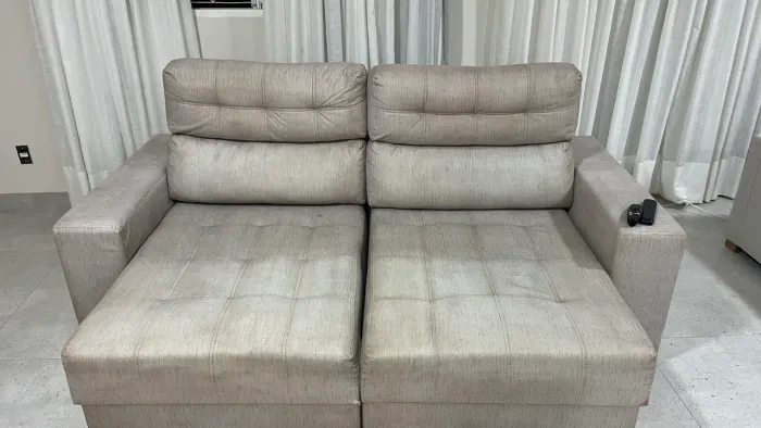 SOFÁ