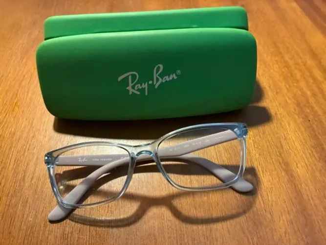 Armação de óculos de grau Ray-Ban, usado em excelente estado para crianças