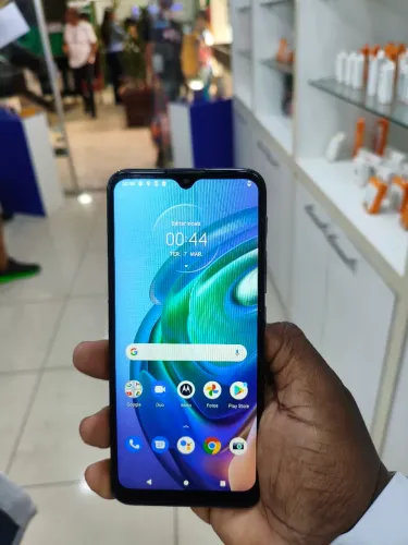 Motorola G10