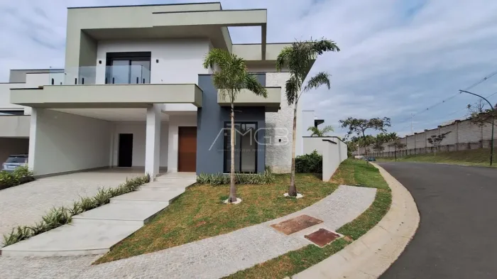 Casa nova a venda em Valinhos-SP
