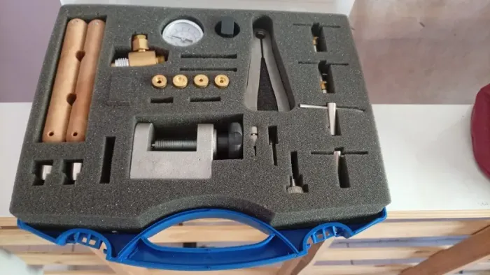 FERRAMENTAS PARA MANUTENÇÃO DE PEÇAS DE MÃO