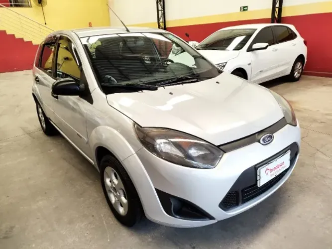 Ford Fiesta 1.0 8V Flex/class 1.0 8V Flex 5P 2011