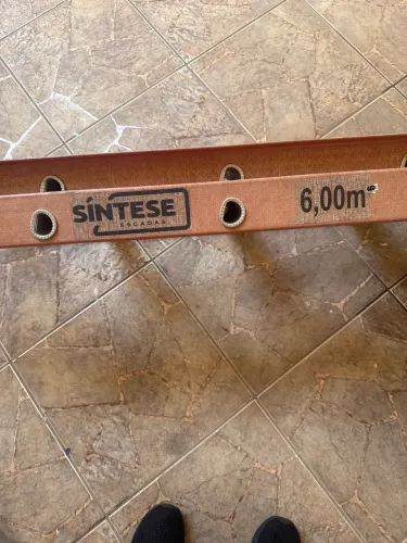 Escada Simtese