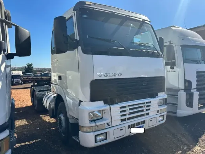 Volvo FH 380 6x2 ano 2002/2003 Aceito Troca
