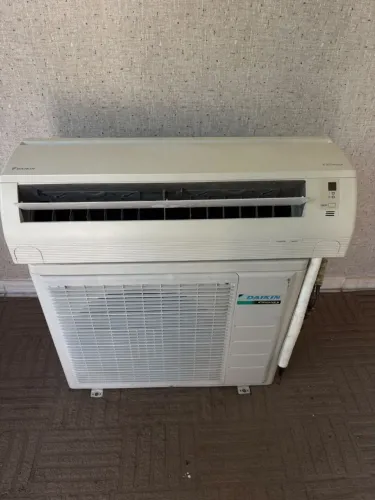 Ar condicionado 9000btu's Daikin inverter