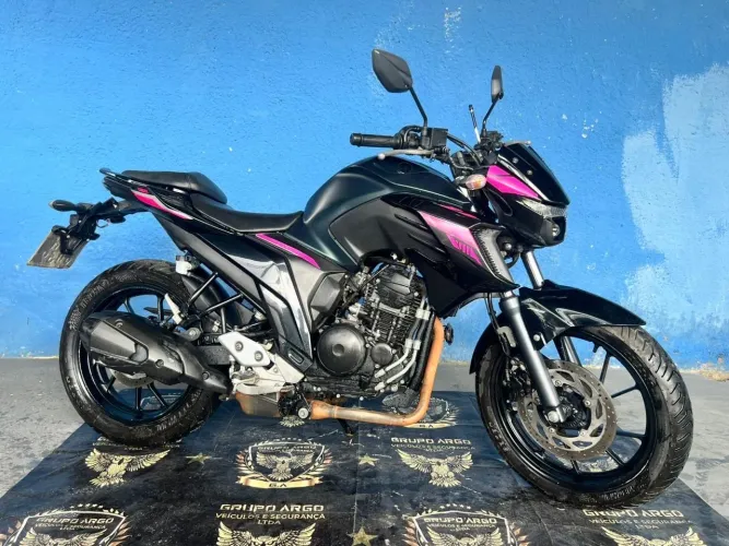 Fazer 250