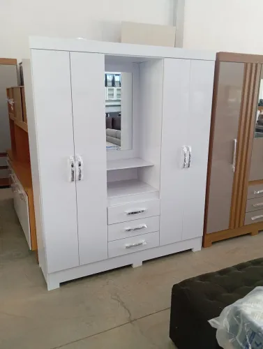 GUARDA ROUPA BRIZ NOVO