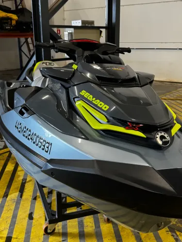 Jet Ski RXT 325 2024 (49 horas de uso e nao aceito troca)