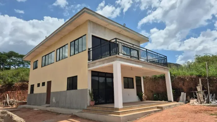  CASA ALTO PADRÃO ALPHAVILLE EM BATURITÉ . Casa com 04 quartos  