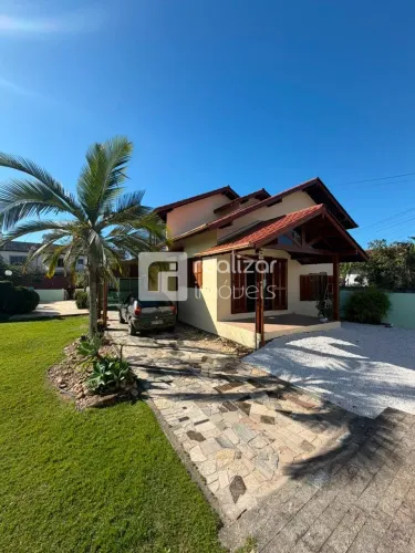 casa de 5 dormitórios bairro Ingleses em Florianópolis