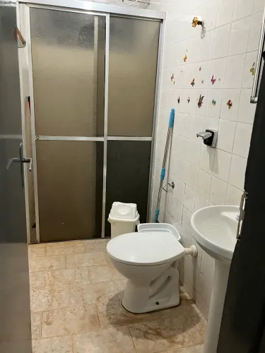 Quarto mobiliado