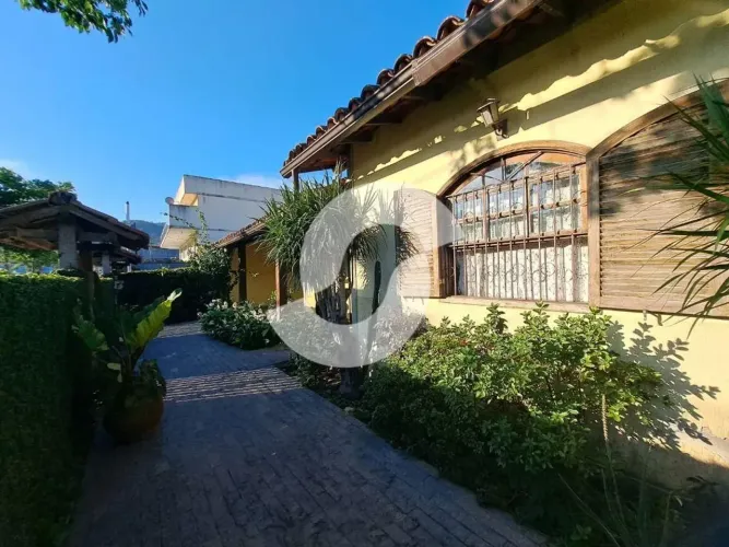 Casa na serra grande com 450 metros quadrados com 3 quartos em Serra Grande - Niterói - RJ