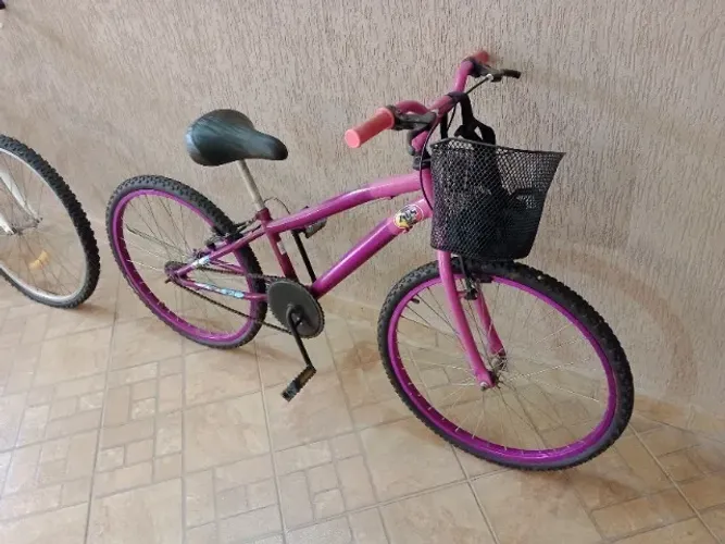 Bicicleta aro 24 menina
