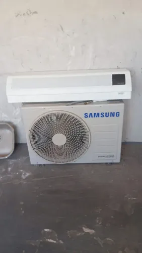 Ar condicionado Samsung 24 mil BTUs só frio Wind Free