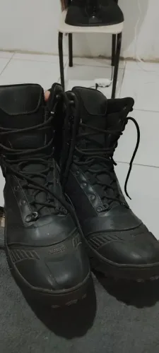Bota coturno militar