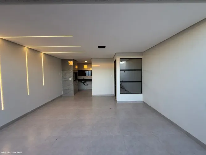 Casa para Venda em Guanambi, Renascer 1, 3 dormitórios, 1 suíte, 2 banheiros, 3 vagas