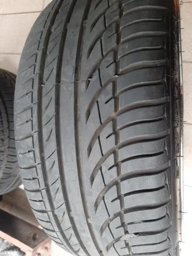 Pneu 205 40 17 Triangle perfil baixo VW gol rebaixado