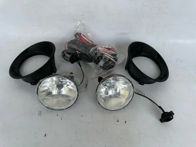 Par Farol de Milha com Molduras Chevrolet Camaro 2010 2011 2012 2013 Nova