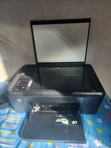 Multifuncional HP Deskjet F4480