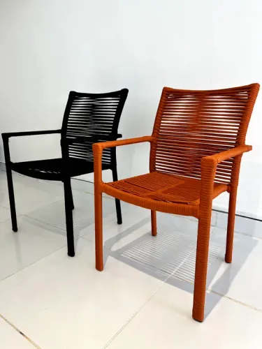 Poltrona Meleto Design Moderno - Em alumínio e corda náutica