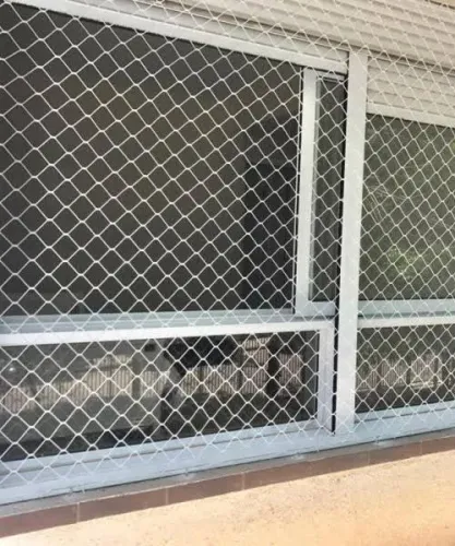 Rede de proteção e tela mosquiteiro 