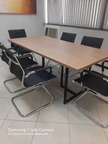 Mesa de reunião