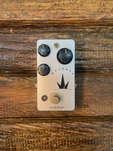 Pedal Majesty Distortion V.O. Custom Shop