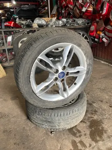 Jogo de Rodas Focus 2015 - Aro 17